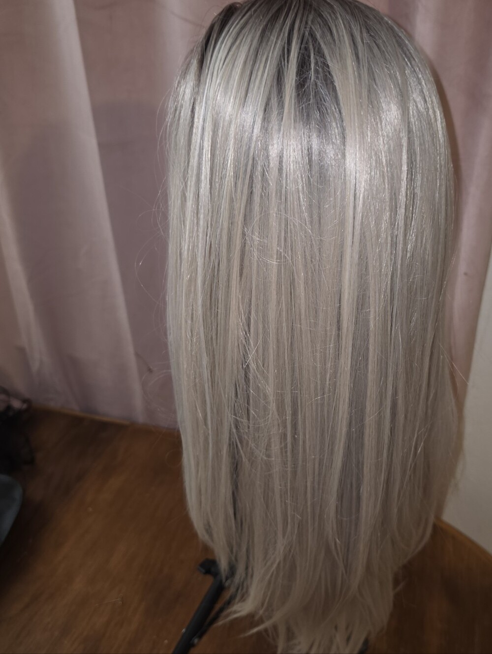 Silver Blonde Straight Wig - Unbranded